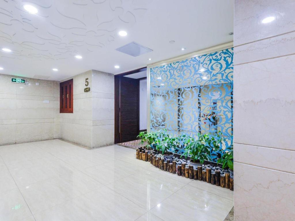 New World Hotel Kanton Exterior foto