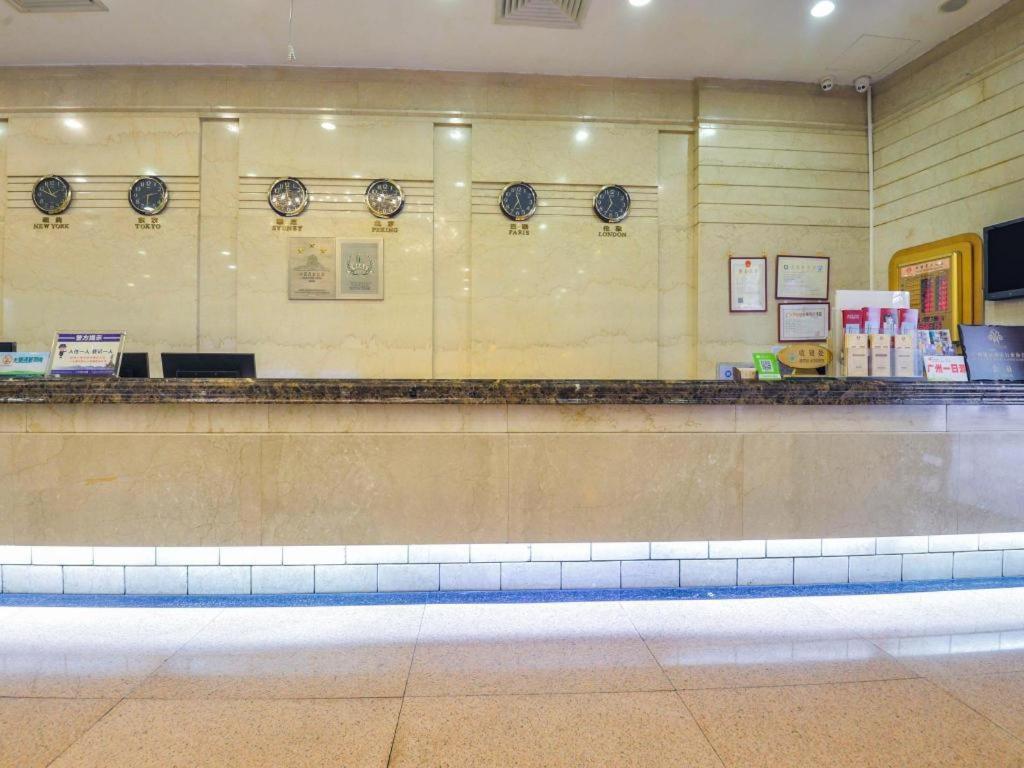 New World Hotel Kanton Exterior foto